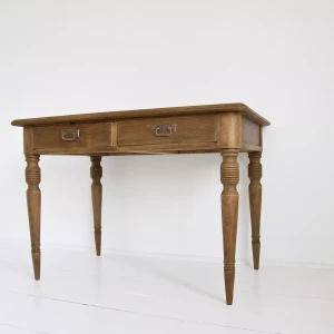 Stół z drewna bukowego