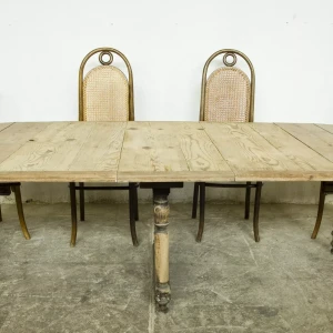 Duży rozkładany stół olchowy